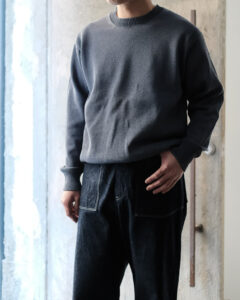 Mil Crewneck Knit col.Dust Blueのサムネイル