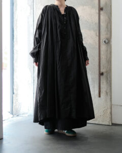 CHURCH SMOCK ONEPIECE col.Blackのサムネイル