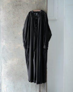 CHURCH SMOCK DRESS col.Black CHURCH SMOCK DRESS col.Blackのサムネイル
