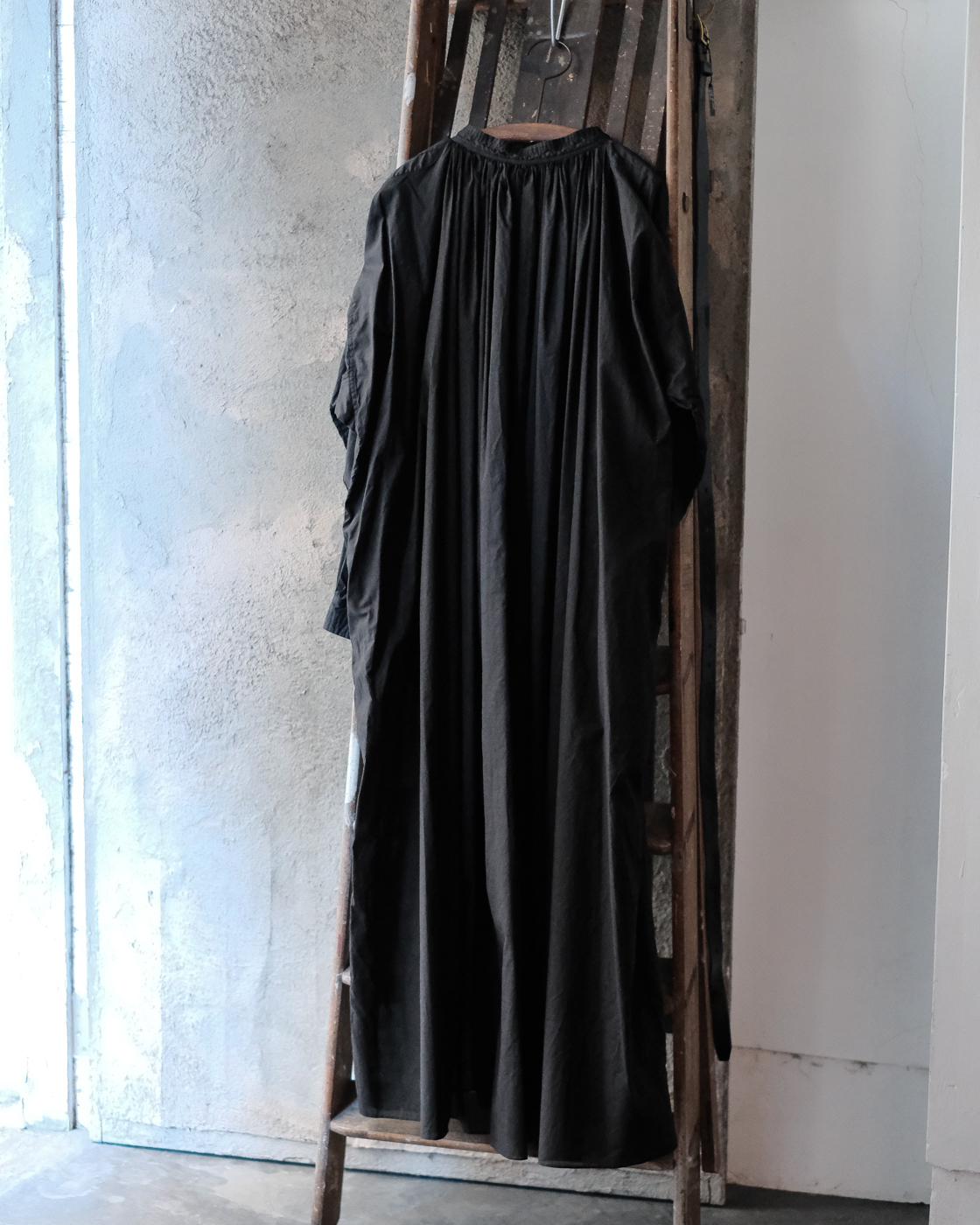 CHURCH SMOCK DRESS col.Black - Sleepy PEOPLE | スリーピーピープル
