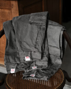 PANTALON BLESLE col.Grayのサムネイル