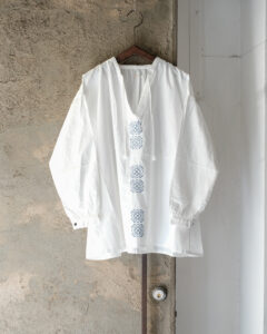 CHEMISIER ORIEUX col.White / Indigo Embroideryのサムネイル
