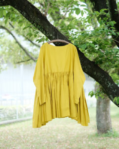 WIDE GATHER BLOUSE col.Yellow (Sleepy PEOPLE Exclusive Model)のサムネイル