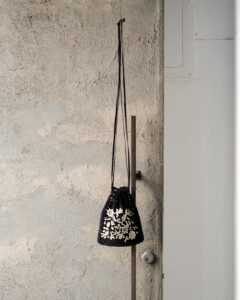VELVET MINI col.Black × Naturalのサムネイル