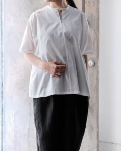 100/2 COTTON BROAD / SHORT-SLEEVE SHIRT col.White 100/2 COTTON BROAD / SHORT-SLEEVE SHIRT col.Whiteのサムネイル