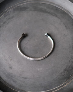 bangle 02 col.Silver + ebony wood bangle 02 col.Silver + ebony woodのサムネイル