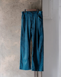 ONE TACK CORDUROY TROUSERS col.Blue ONE TACK CORDUROY TROUSERS col.Blueのサムネイル